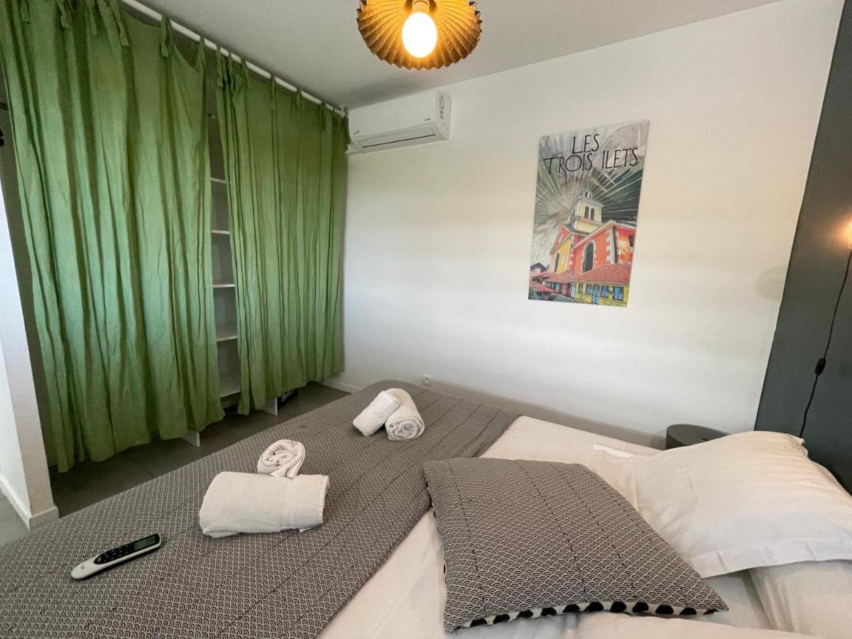 La Villa Jalna Grenadine Deux Chambres Et Piscine Privee Les Trois-Ilets Esterno foto